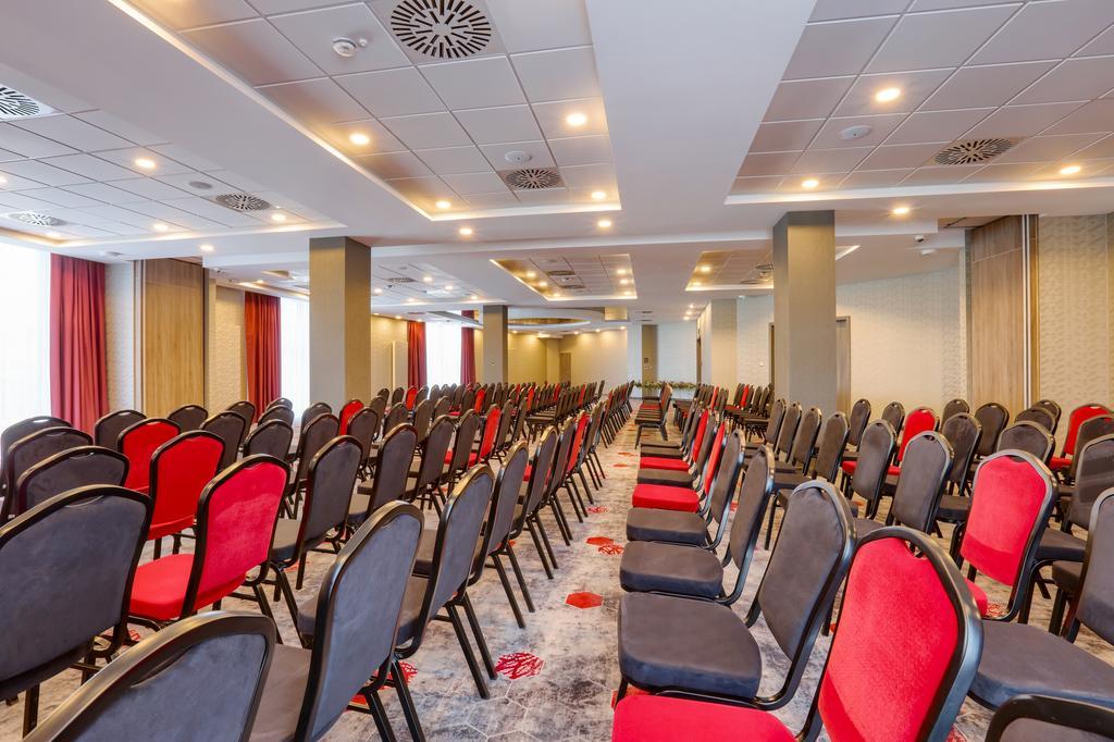 Ibis Styles Nowy Sacz Hotel Exterior foto