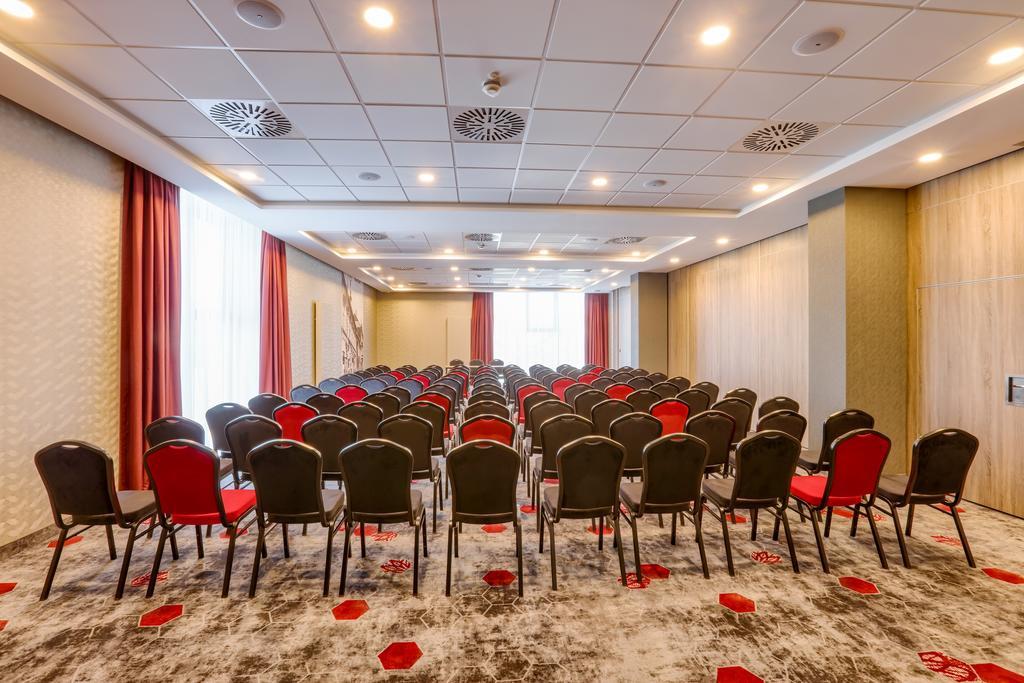 Ibis Styles Nowy Sacz Hotel Exterior foto