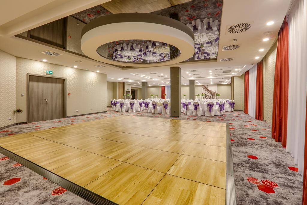 Ibis Styles Nowy Sacz Hotel Exterior foto